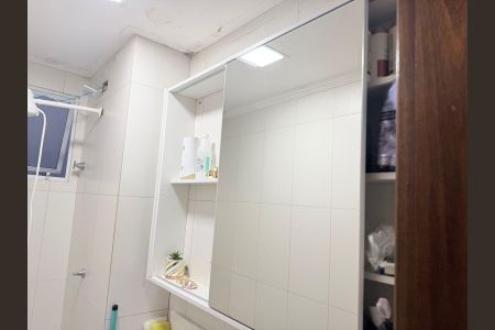 Banheiro de apartamento para alugar com 2 quartos, 40m² em Itaim Paulista, São Paulo