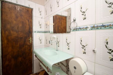 Casa para alugar com 90m², 2 quartos e sem vaga Casa para alugar com 90m², 2 quartos e sem vagaBanheiro 1