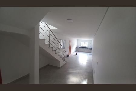 Casa para alugar com 200m², 3 quartos e 1 vaga Casa para alugar com 200m², 3 quartos e 1 vagaFoto 01