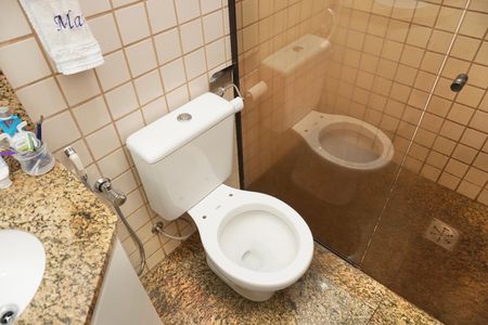 Apartamento à venda com 174m², 3 quartos e 2 vagasBanheiro da Suíte