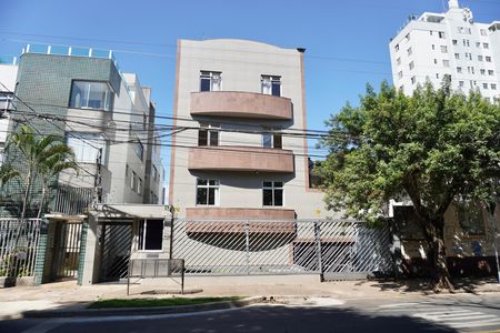 Apartamento à venda com 174m², 3 quartos e 2 vagasFachada 