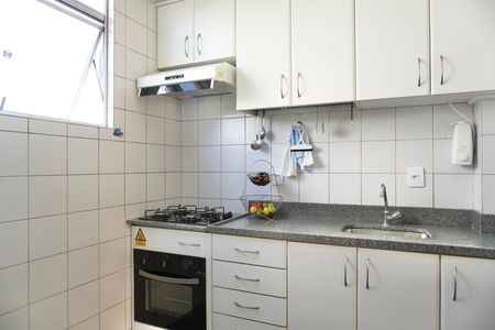 Apartamento à venda com 174m², 3 quartos e 2 vagasCozinha 