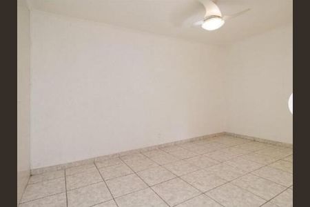 Casa para alugar com 5 quartos, 420m² em Vila Antonieta, São Paulo