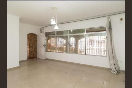 Casa para alugar com 5 quartos, 420m² em Vila Antonieta, São Paulo