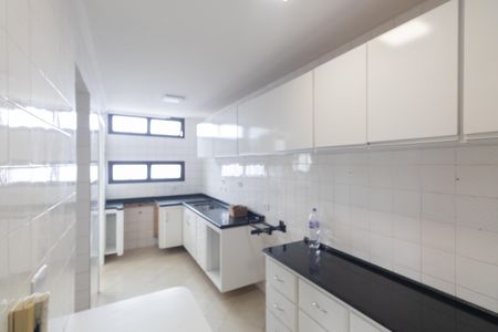 Apartamento para alugar com 82m², 2 quartos e 1 vagaCozinha