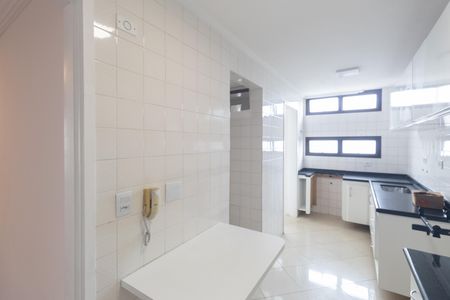 Apartamento para alugar com 82m², 2 quartos e 1 vagaCozinha