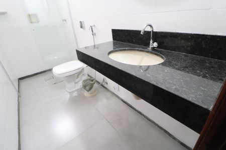 Apartamento para alugar com 179m², 3 quartos e 2 vagasBanheiro do Quarto 2