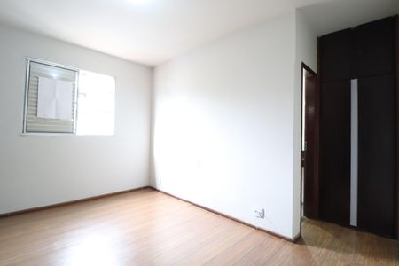 Apartamento para alugar com 179m², 3 quartos e 2 vagasQuarto 2 - Suíte