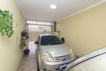 Casa à venda com 70m², 2 quartos e 2 vagas Casa à venda com 70m², 2 quartos e 2 vagasGaragem