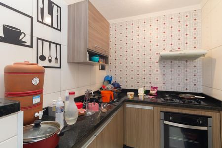 Casa à venda com 70m², 2 quartos e 2 vagas Casa à venda com 70m², 2 quartos e 2 vagasCozinha e Área de Serviço