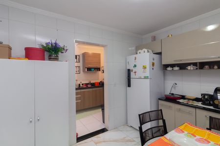 Casa à venda com 70m², 2 quartos e 2 vagas Casa à venda com 70m², 2 quartos e 2 vagasCozinha e Área de Serviço