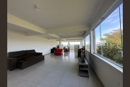 Sala 1 de casa para alugar com 6 quartos, 488m² em Refugio Bandeirantes, Barueri