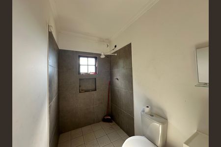 Banheiro da Suíte 1 de casa para alugar com 6 quartos, 488m² em Refugio Bandeirantes, Barueri