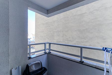 Studio para alugar com 30m², 1 quarto e sem vagaVaranda