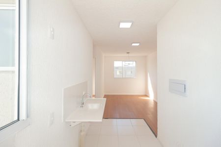 Apartamento para alugar com 46m², 2 quartos e sem vaga Apartamento para alugar com 46m², 2 quartos e sem vagaCozinha e Área de Serviço