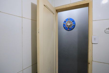 Apartamento à venda com 124m², 3 quartos e 1 vaga Apartamento à venda com 124m², 3 quartos e 1 vagaBanheiro