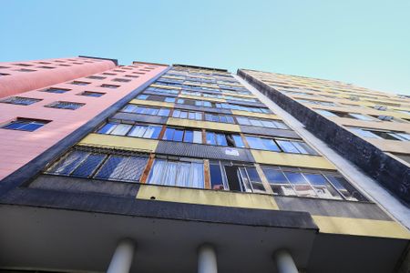 Apartamento à venda com 124m², 3 quartos e 1 vaga Apartamento à venda com 124m², 3 quartos e 1 vagaFachada
