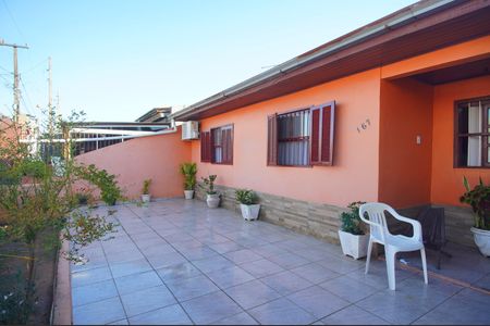 Quintal de casa à venda com 3 quartos, 120m² em Campina, São Leopoldo