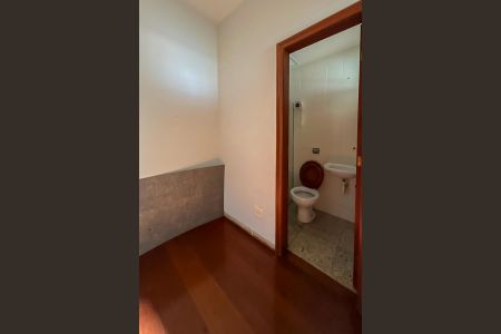 Apartamento para alugar com 185m², 3 quartos e 3 vagas