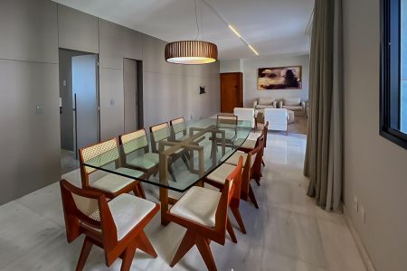 Apartamento para alugar com 185m², 3 quartos e 3 vagas