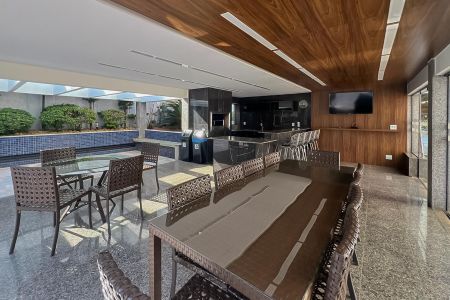 Apartamento para alugar com 185m², 3 quartos e 3 vagas