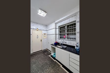 Cozinha de apartamento para alugar com 2 quartos, 160m² em Liberdade, São Paulo