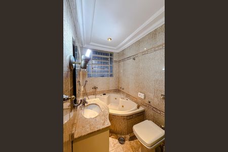 Banheiro de apartamento para alugar com 2 quartos, 160m² em Liberdade, São Paulo