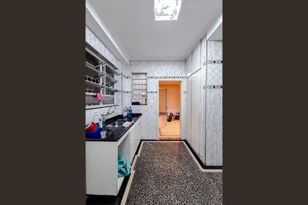 Apartamento para alugar com 160m², 2 quartos e sem vagaCozinha