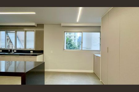 Apartamento para alugar com 110m², 3 quartos e 1 vaga Apartamento para alugar com 110m², 3 quartos e 1 vagaCozinha