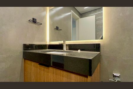 Apartamento para alugar com 110m², 3 quartos e 1 vaga Apartamento para alugar com 110m², 3 quartos e 1 vagaBanheiro da Suíte