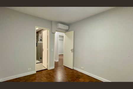 Apartamento para alugar com 110m², 3 quartos e 1 vaga Apartamento para alugar com 110m², 3 quartos e 1 vagaSuite