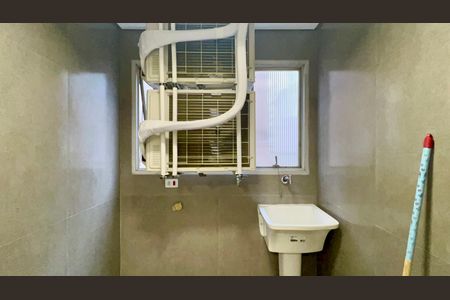 Área de Serviço de apartamento para alugar com 3 quartos, 110m² em Jardim Paulista, São Paulo