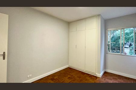 Apartamento para alugar com 110m², 3 quartos e 1 vaga Apartamento para alugar com 110m², 3 quartos e 1 vagaSuite