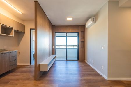 Sala de apartamento para alugar com 3 quartos, 76m² em  Nova Aldeinha, Barueri
