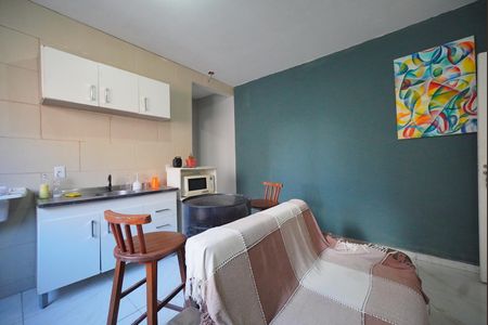 Sala/Cozinha de apartamento para alugar com 1 quarto, 32m² em Campeche, Florianópolis