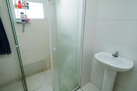 Banheiro de apartamento à venda com 2 quartos, 45m² em Campo Grande, Rio de Janeiro