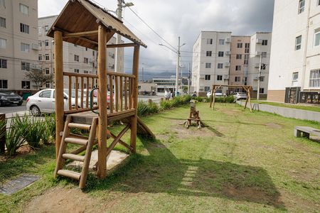 Apartamento à venda com 45m², 2 quartos e 1 vaga Apartamento à venda com 45m², 2 quartos e 1 vagaÁrea comum - Playground