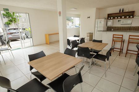 Apartamento à venda com 45m², 2 quartos e 1 vaga Apartamento à venda com 45m², 2 quartos e 1 vagaÁrea comum - Salão de festas