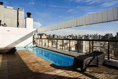 Apartamento para alugar com 78m², 3 quartos e 2 vagas Apartamento para alugar com 78m², 3 quartos e 2 vagasÁrea comum - Piscina
