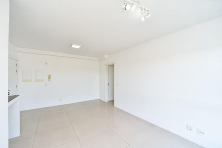 Sala de apartamento à venda com 3 quartos, 78m² em Passo D’areia, Porto Alegre