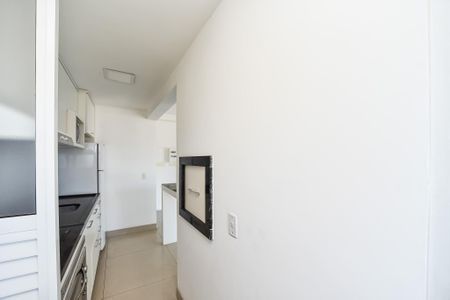 Apartamento para alugar com 78m², 3 quartos e 2 vagas Apartamento para alugar com 78m², 3 quartos e 2 vagasCozinha e Área de Serviço