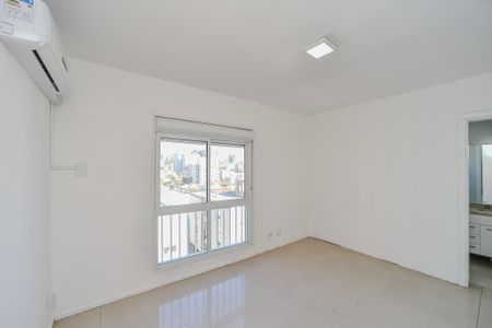 Suíte de apartamento à venda com 3 quartos, 78m² em Passo D’areia, Porto Alegre