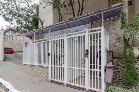 Apartamento para alugar com 47m², 2 quartos e 1 vaga Apartamento para alugar com 47m², 2 quartos e 1 vagaFachada