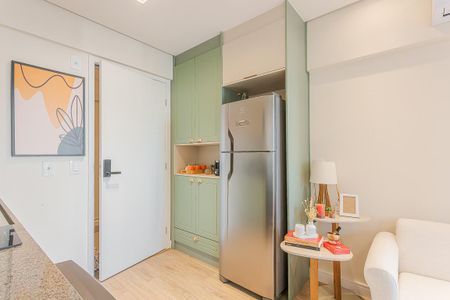 Cozinha de kitnet/studio para alugar com 1 quarto, 24m² em Sumarezinho, São Paulo