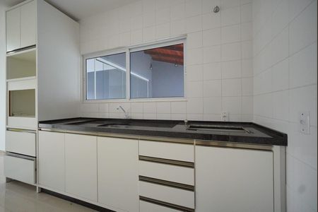 Casa para alugar com 65m², 2 quartos e 1 vaga Casa para alugar com 65m², 2 quartos e 1 vagaCozinha