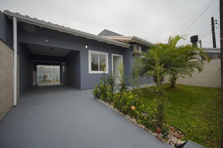 Área externa de casa para alugar com 2 quartos, 65m² em Forquilhas, São José