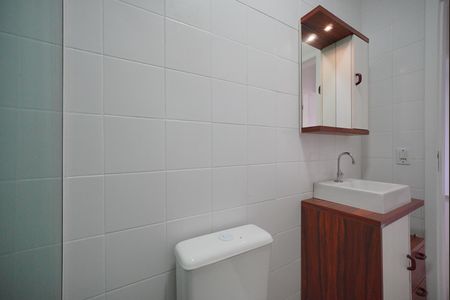 Casa para alugar com 65m², 2 quartos e 1 vagaBanheiro