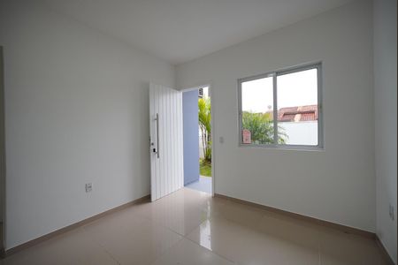 Sala de casa para alugar com 2 quartos, 65m² em Forquilhas, São José