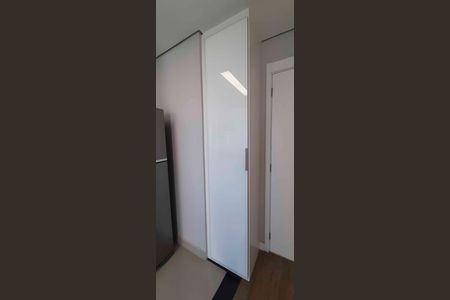 Cozinha de apartamento para alugar com 2 quartos, 55m² em Continental, Osasco