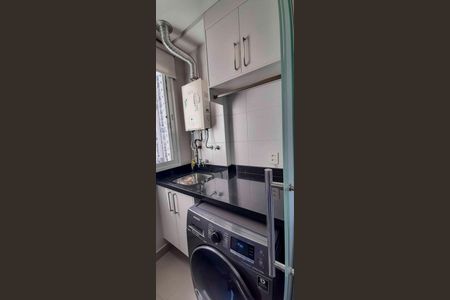 Área de Serviço de apartamento para alugar com 2 quartos, 55m² em Continental, Osasco